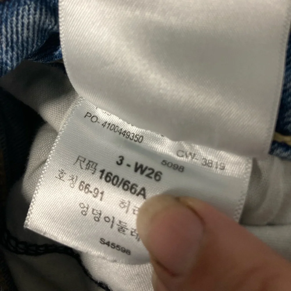 Denizen w26 shortie shorts light wash - Picture 2 of 8